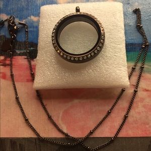 Limited edition origami owl locket with chain